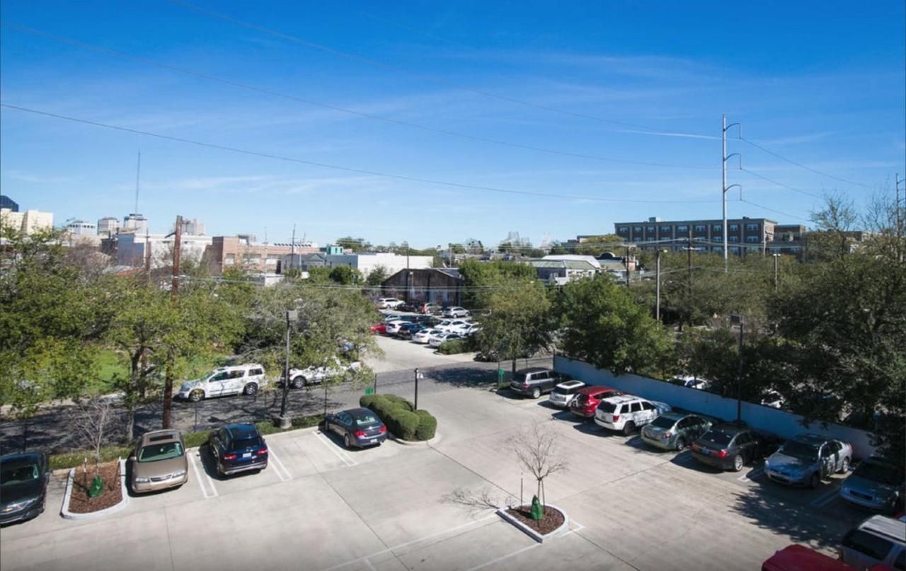 Spacious 3BR/2.5BATH Condo in Great location Nueva Orleans Exterior foto