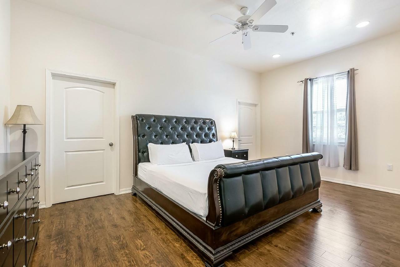 Spacious 3BR/2.5BATH Condo in Great location Nueva Orleans Exterior foto